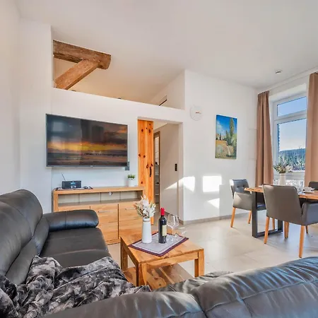 Der Schlosshof - 03 Apartment Pudagla